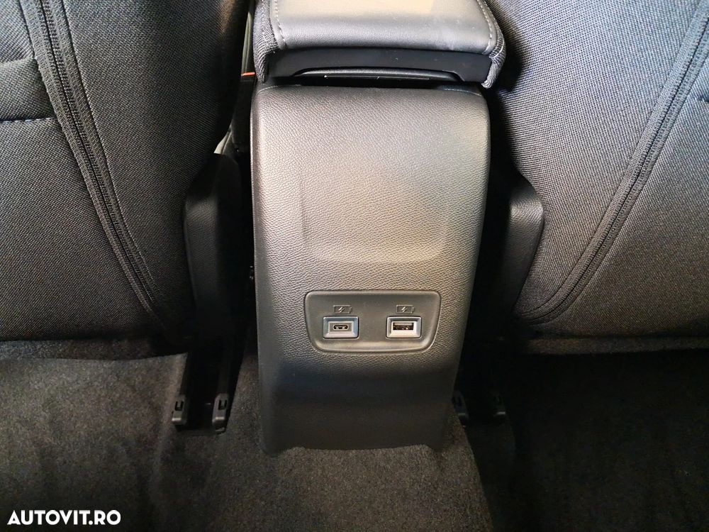 Peugeot 2008 Hybrid 145 e-DSC Allure - 19