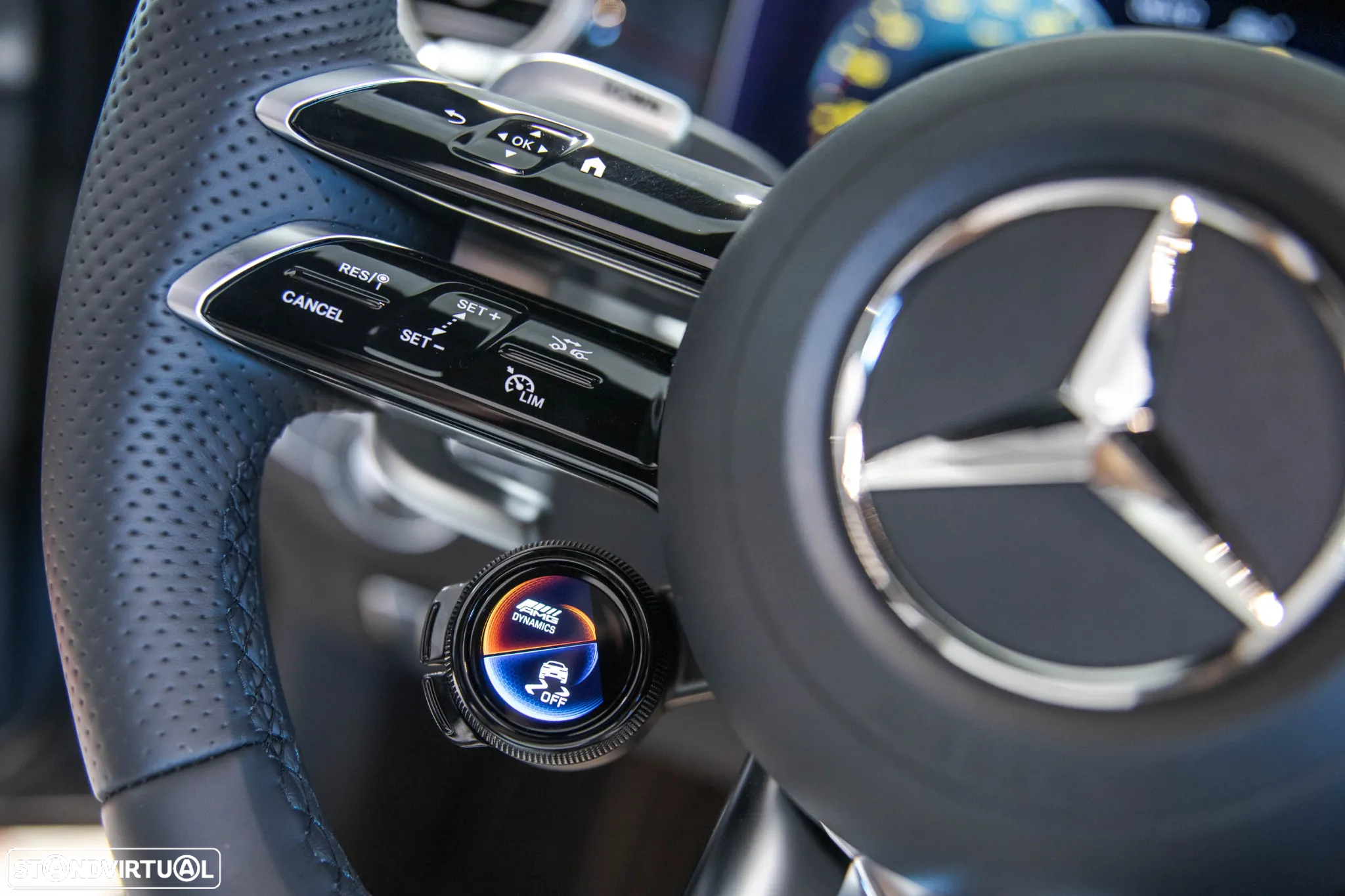 Mercedes-Benz E 53 AMG 4Matic+ - 39