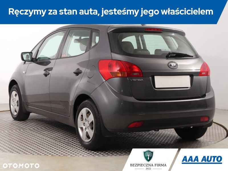 Kia Venga - 5