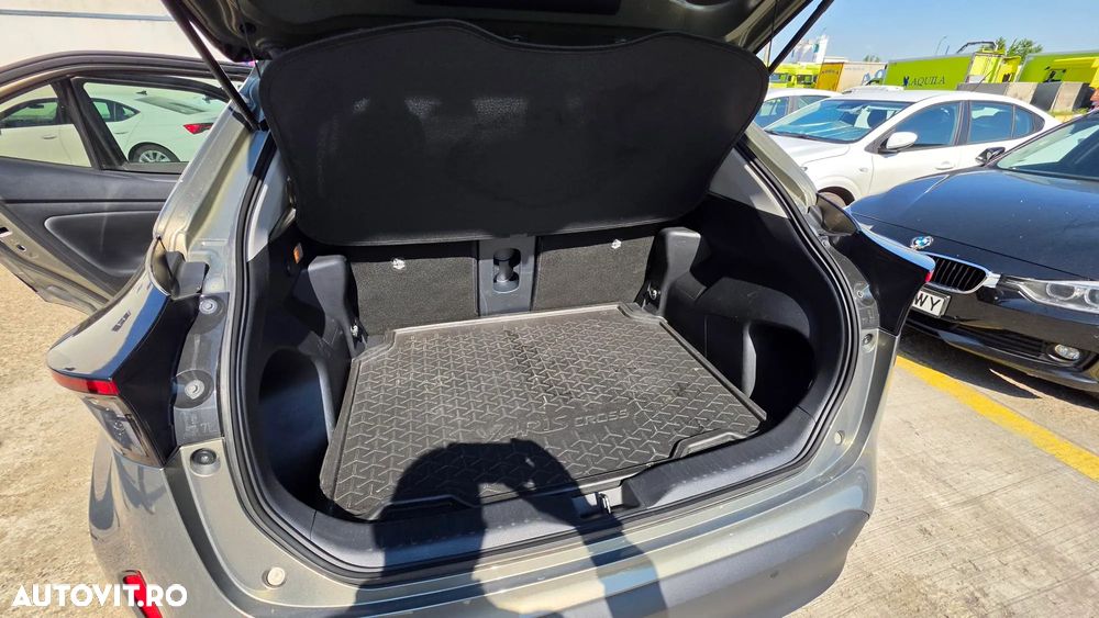 Toyota Yaris Cross 1.5 CVT Dynamic - 11