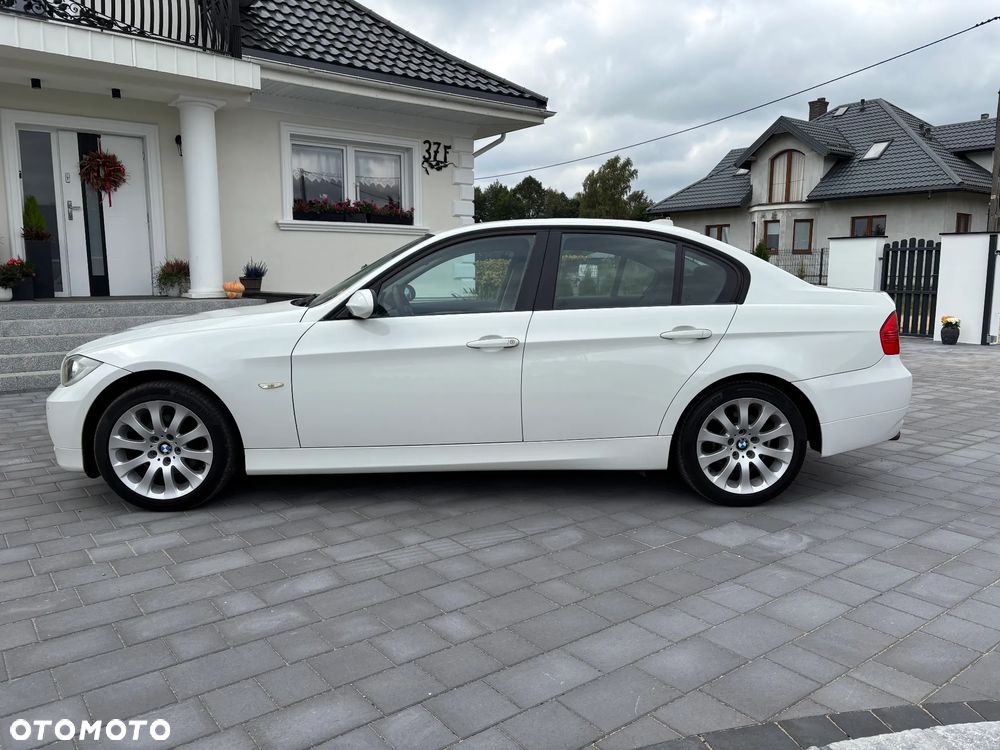 BMW Seria 3 320d - 22