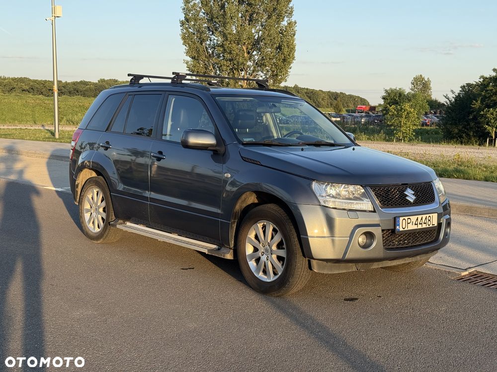 Suzuki Grand Vitara 2.0 De luxe - 9