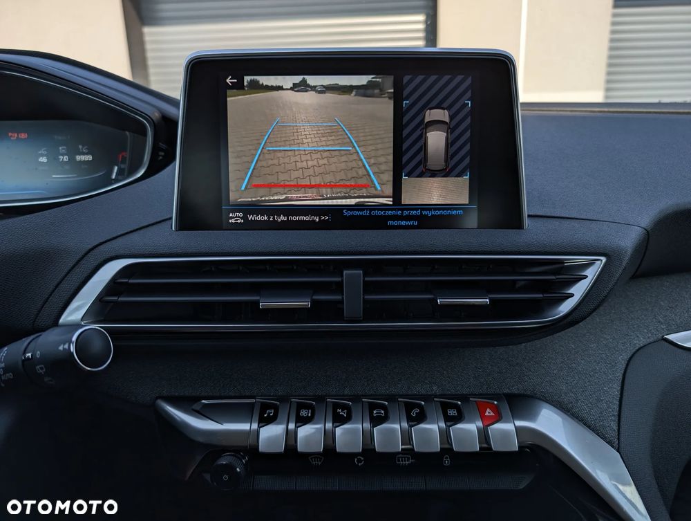 Peugeot 3008 PureTech 130 Stop & Start GPF Allure - 28