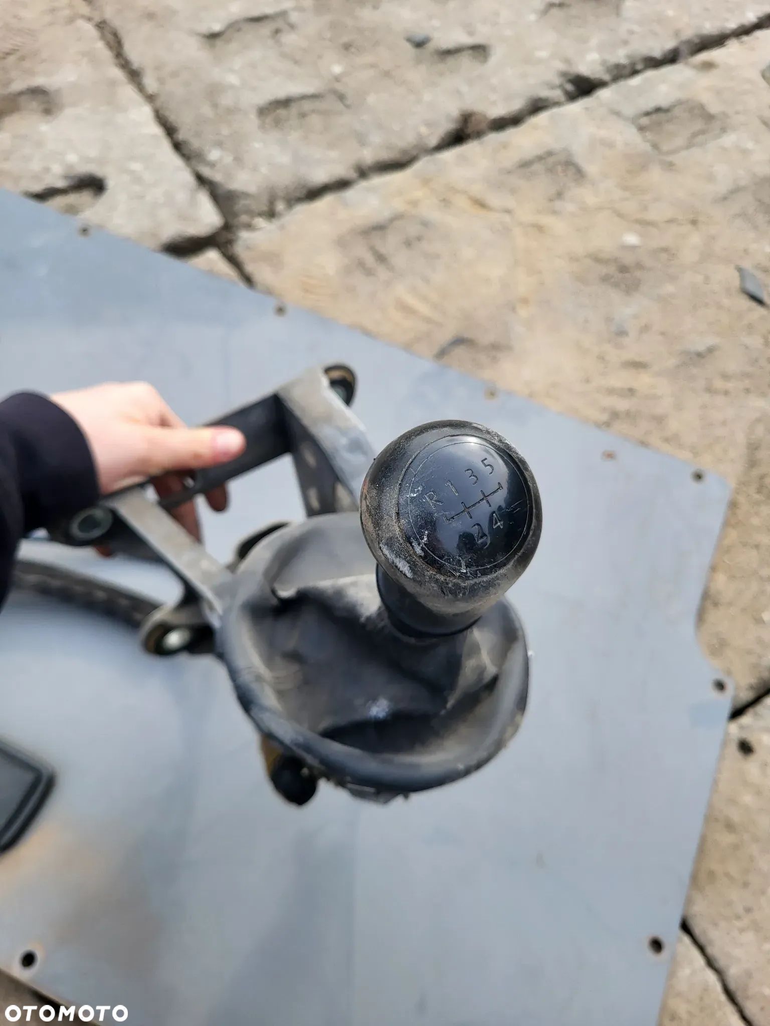 MECHANIZM ZMIANY BIEGÓW MANUAL VOLKSWAGEN T5 - 1