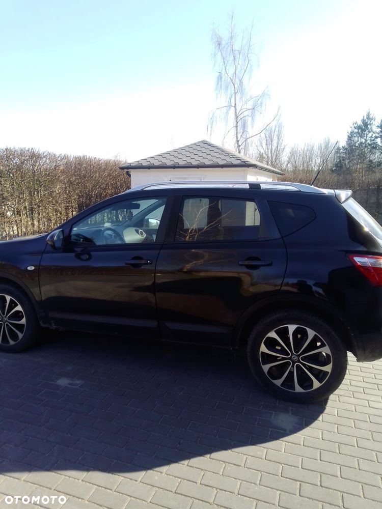 Nissan Qashqai - 12