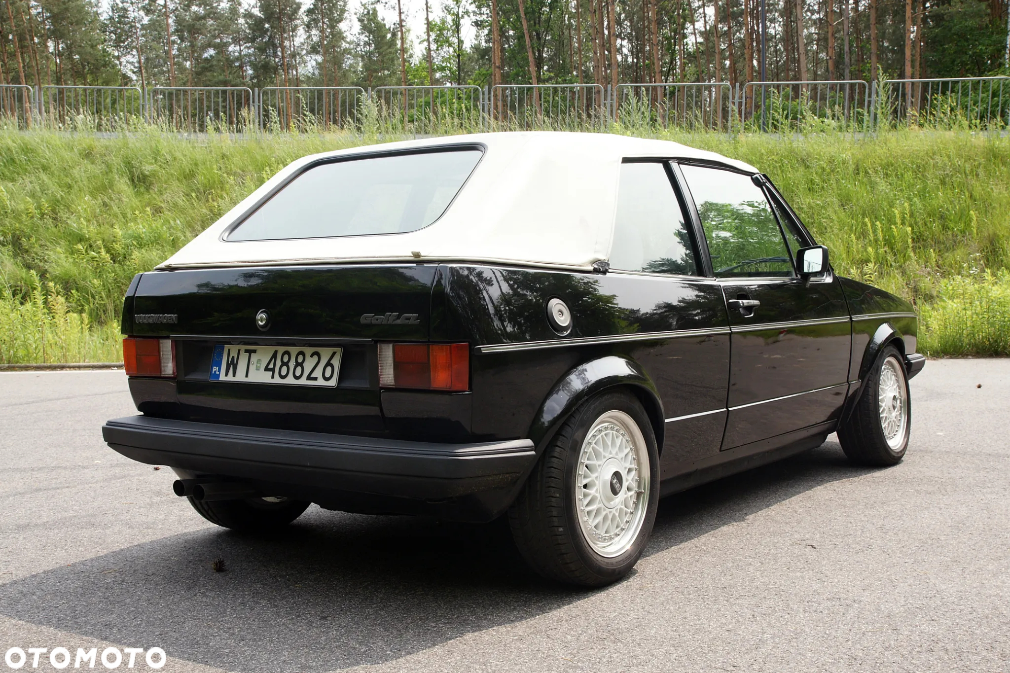 Volkswagen Golf 1.8 16V GTI - 2