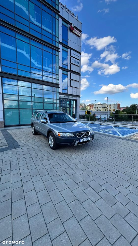 Volvo XC 70 D5 AWD Summum - 4