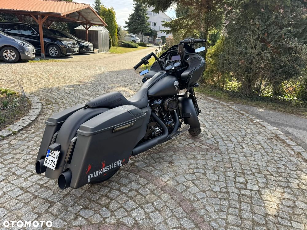 Harley-Davidson Touring Road Glide - 3