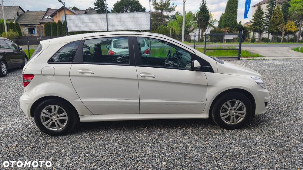 Mercedes-Benz Klasa B 180 BlueEFFICIENCY - 10