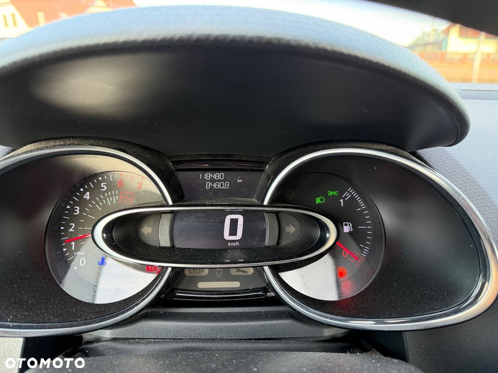 Renault Clio TCe 90 Limited - 15