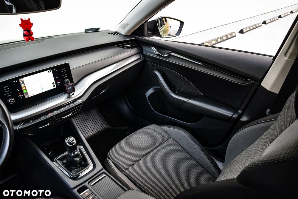 Skoda Octavia 1.0 TSI Active - 34