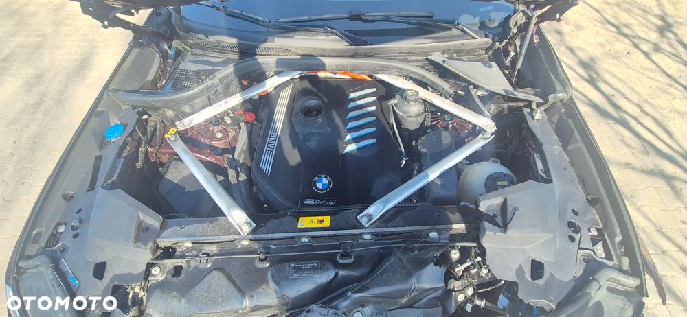 BMW X5 xDrive45e sport - 4