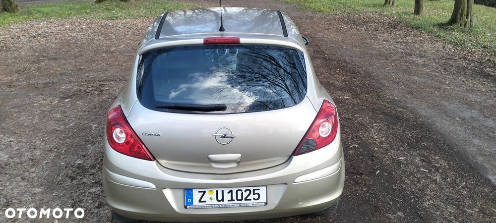 Opel Corsa 1.2 16V Enjoy - 34