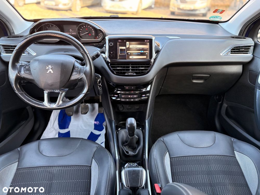 Peugeot 2008 120 VTI Allure - 16
