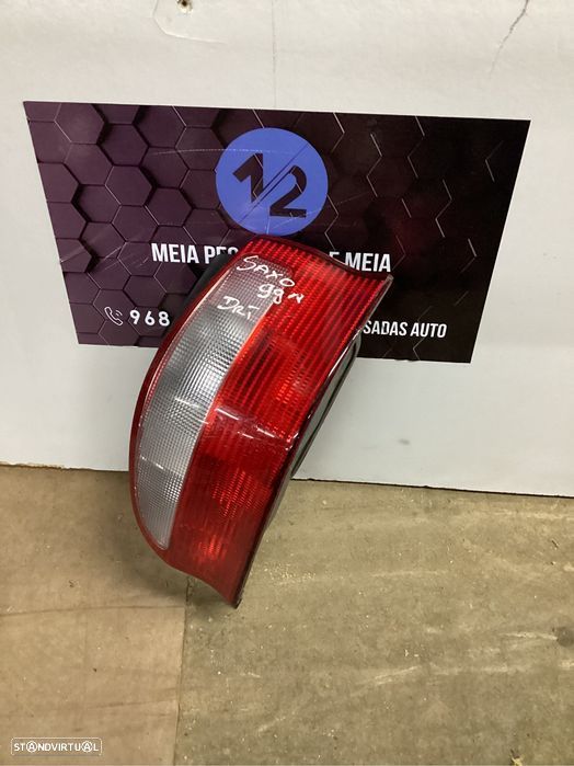 Farolim traseiro direito Citroen Saxo do ano 1999 - 1