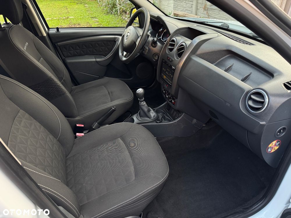 Dacia Duster dCi 110 FAP 4x2 Urban Explorer - 8