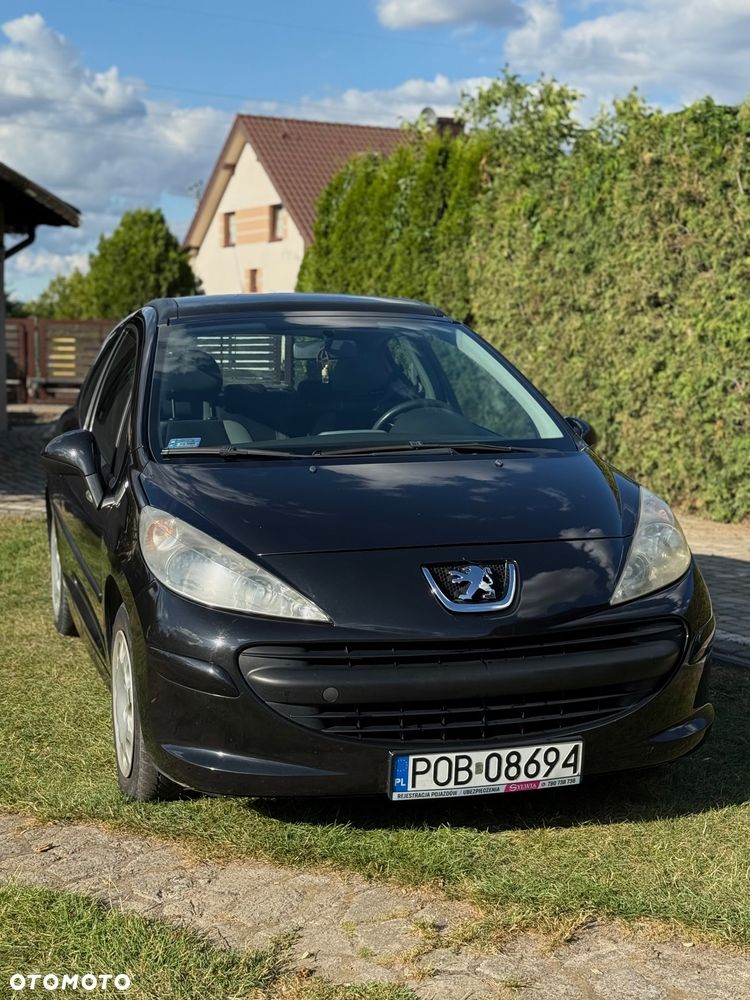 Peugeot 207 1.4 HDi Presence - 2