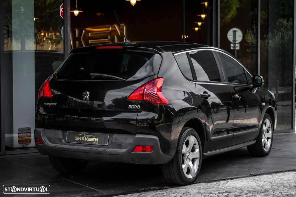 Peugeot 3008 1.6 HDi Executive - 4