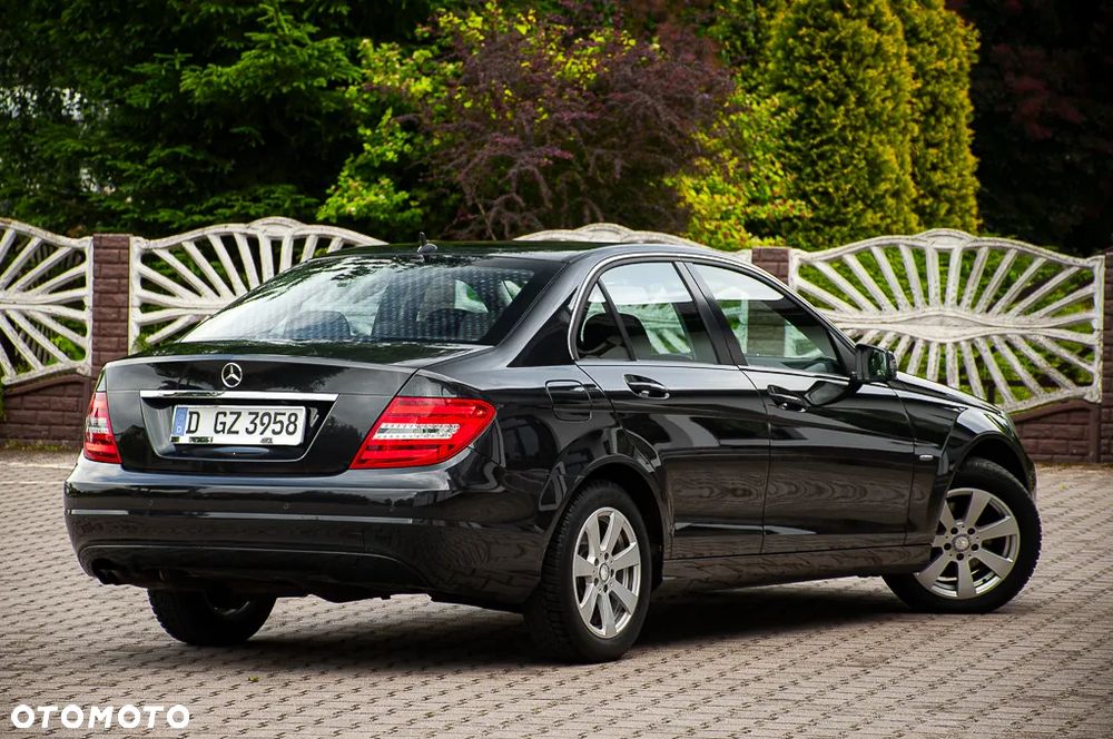 Mercedes-Benz Klasa C 180 Kompressor Automatik Avantgarde - 25