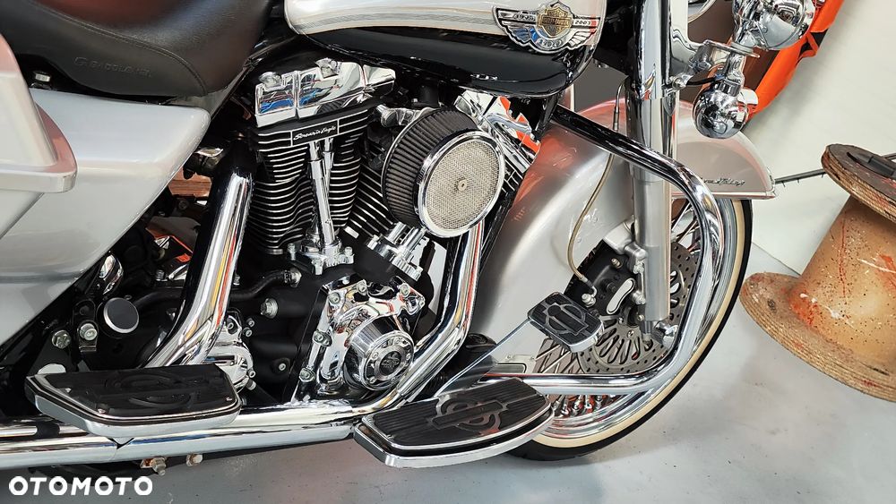 Harley-Davidson Touring Road King - 14