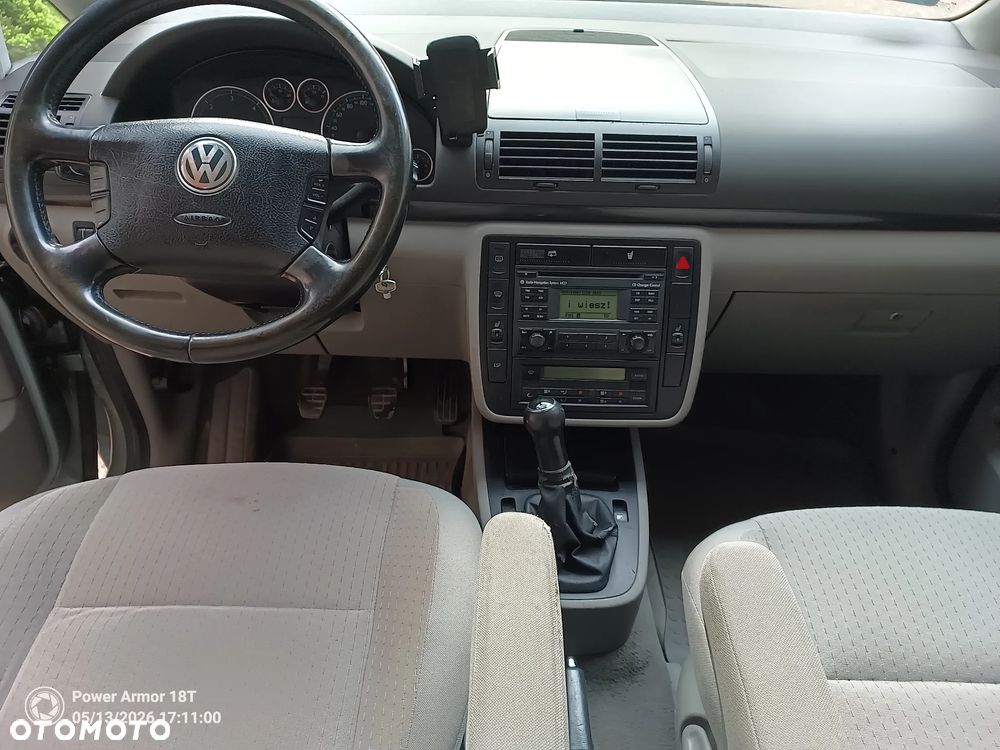 Volkswagen Sharan - 10