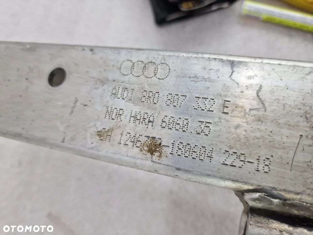 AUDI Q5 8R0 / PORSCHE MACAN 08-17 BELKA TYLNA TYLNIA TYŁ / POD ZDERZAK TYLNY + STREFY ZGNIOTU , NR 8R0807313 / 8R0807331B / 8R0807332B , NR AUKCJI BEL97 - 7