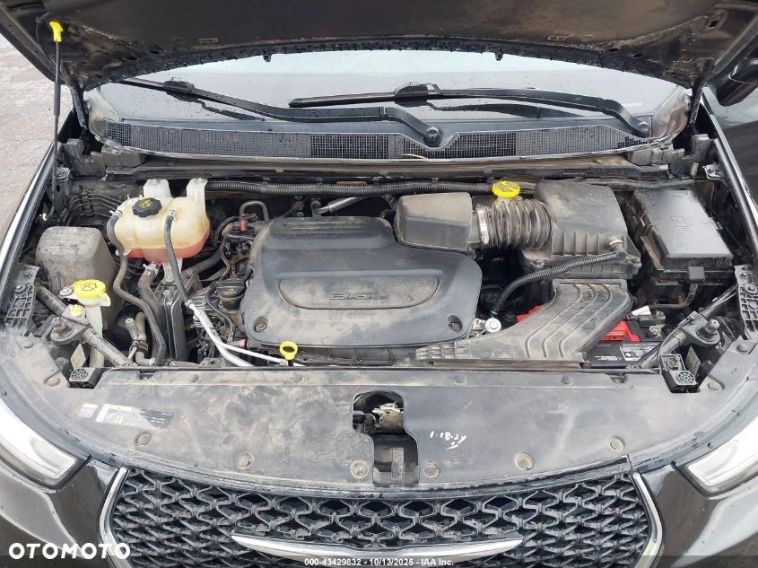 Chrysler Pacifica - 9