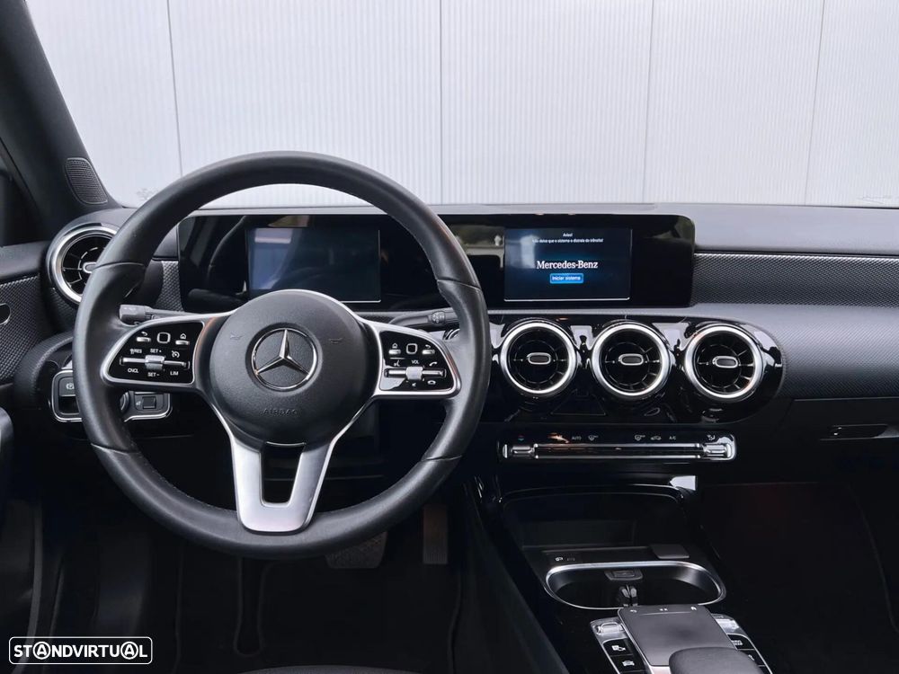 Mercedes-Benz A 180 d Progressive Aut. - 31