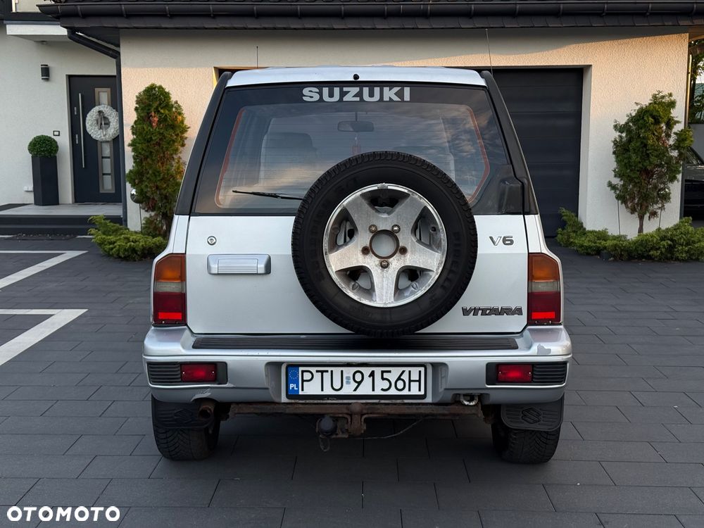 Suzuki Vitara 2.0 V6 Long - 9