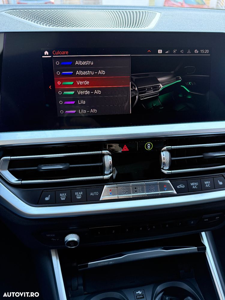 BMW Seria 3 320i GT Aut. Luxury Line - 32