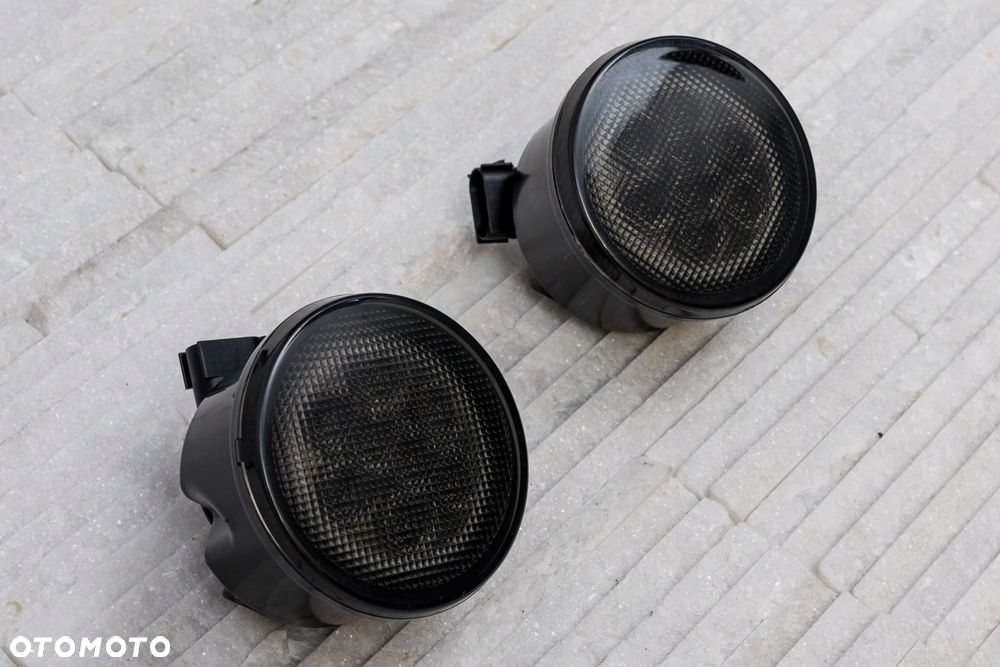 kierunkowskazy led w grill komplet 2 szt. jeep wrangler jk 2007-2018 - 10