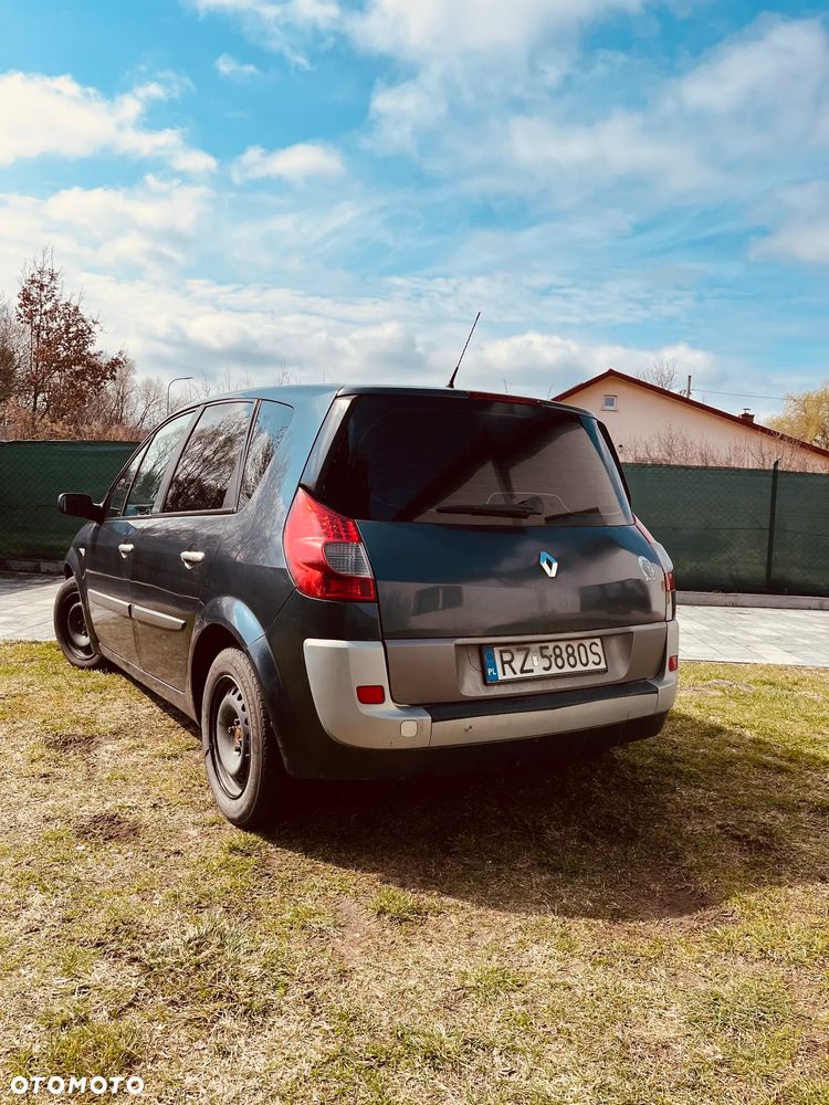 Renault Scenic 1.5 dCi Alize - 3