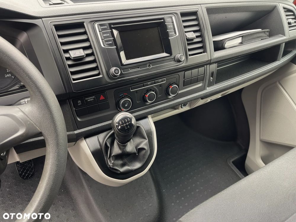 Volkswagen Transporter T6 L1H1 - 21