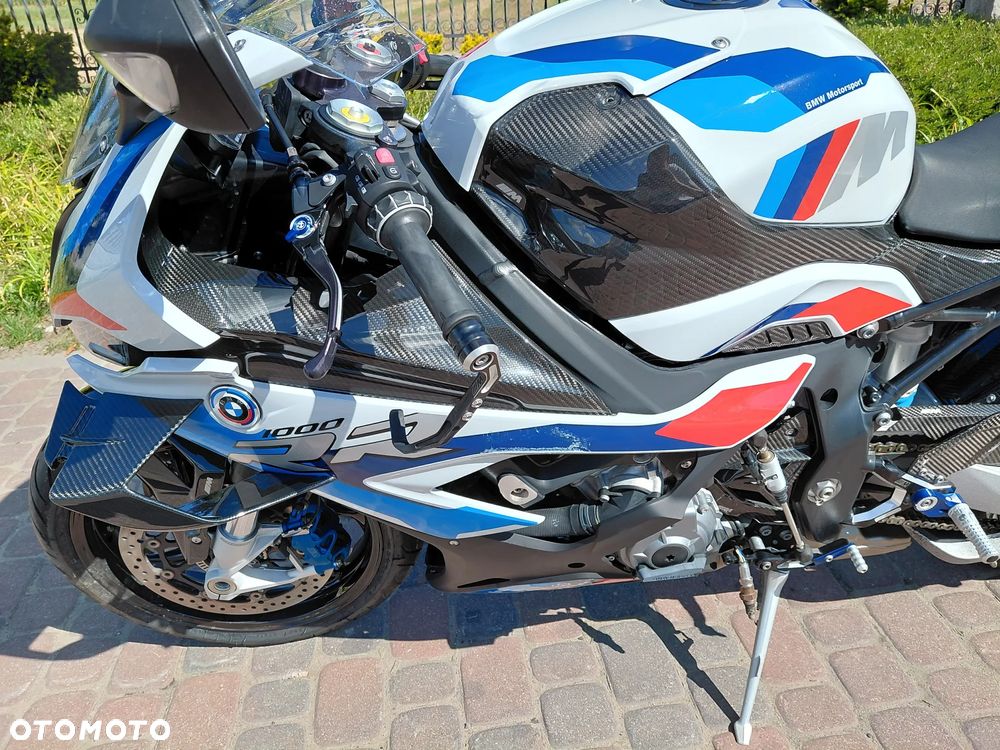 BMW S - 20