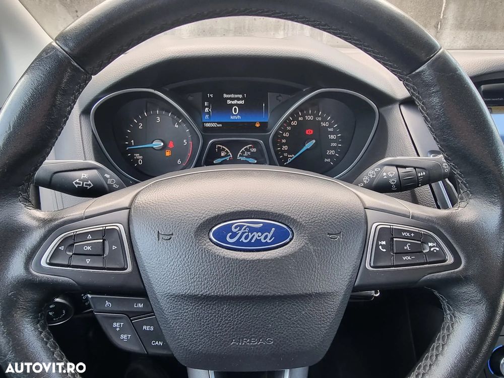 Ford Focus 1.6 TDCi DPF Trend - 4