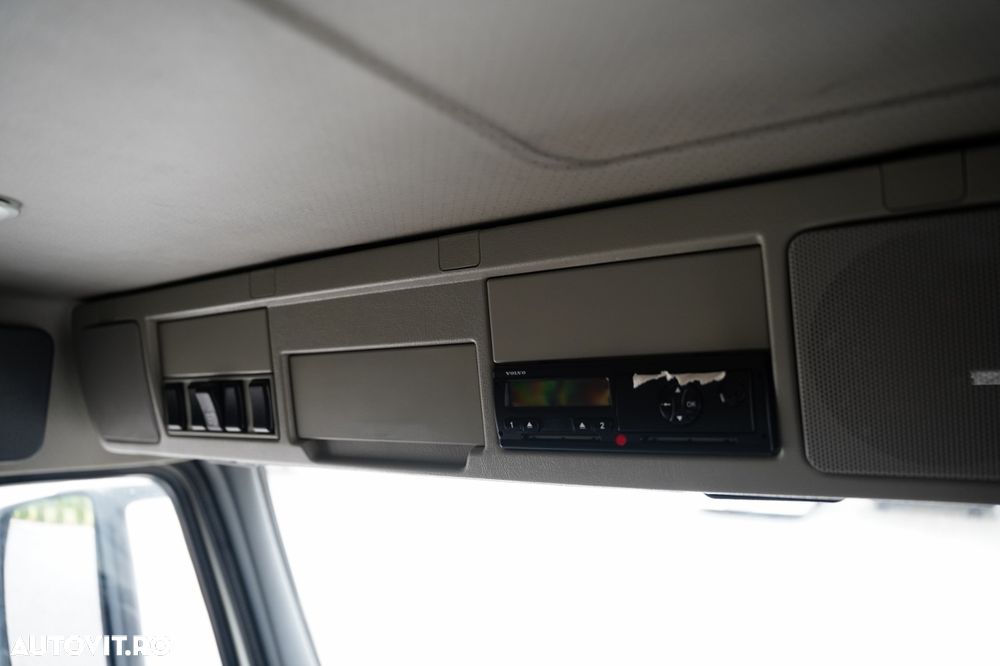 Volvo FM 380 / SOLO / 6X2 / PENTRU ANIMALE / PĂSĂRI / RIDICARE 2.000 KG / EURO 5 - 33