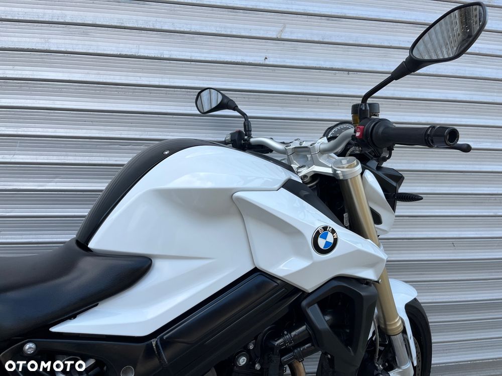 BMW F - 19