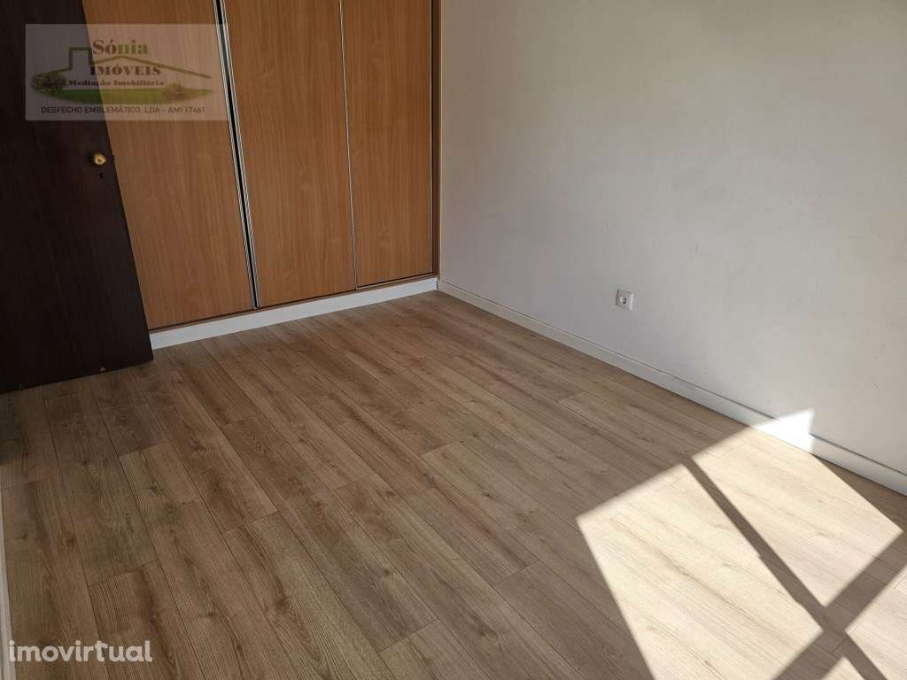 T2 NA ARRENTELA PARA VENDA - Grande imagem: 2/12