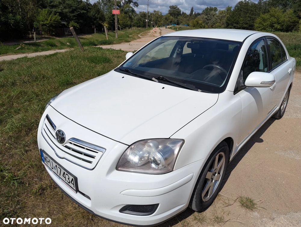 Toyota Avensis 1.8 VVT-i Terra - 4