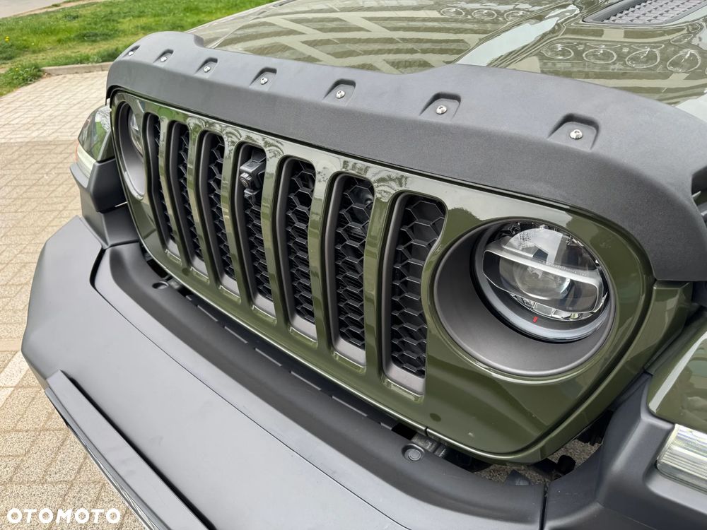 Jeep Wrangler Unlimited GME 2.0 Turbo Sahara - 4