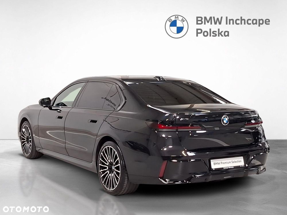 BMW Seria 7 - 4