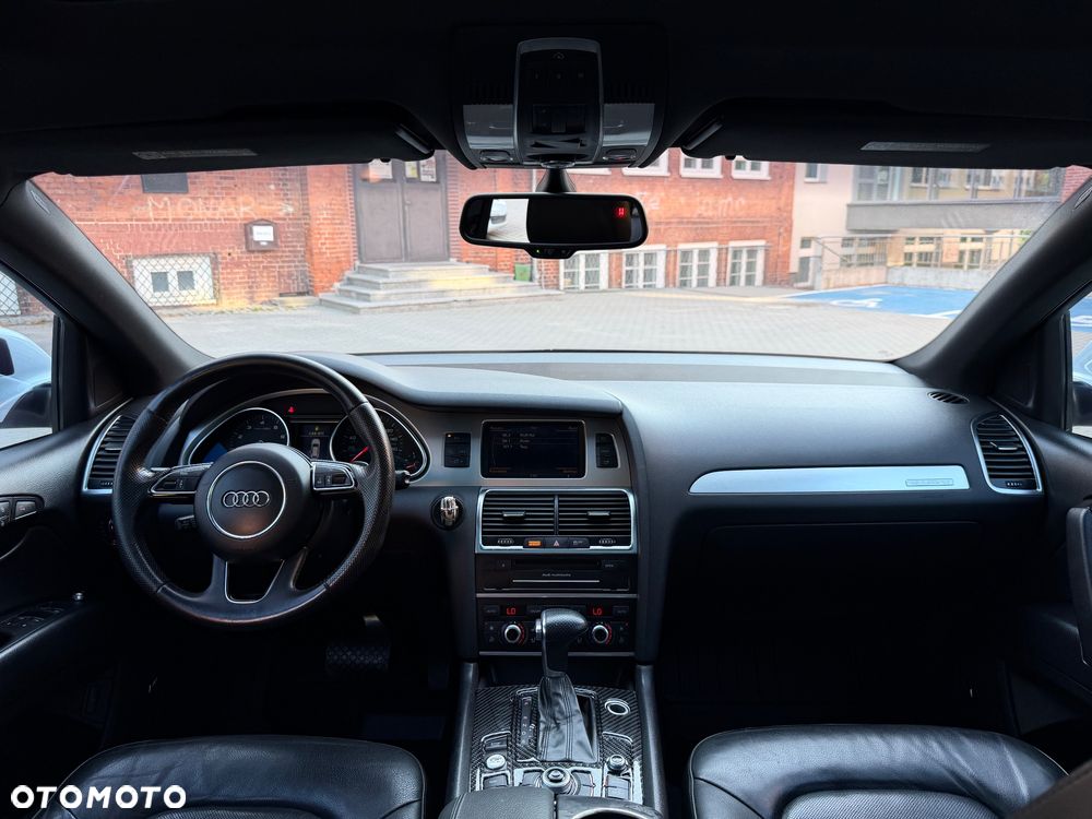 Audi Q7 - 30