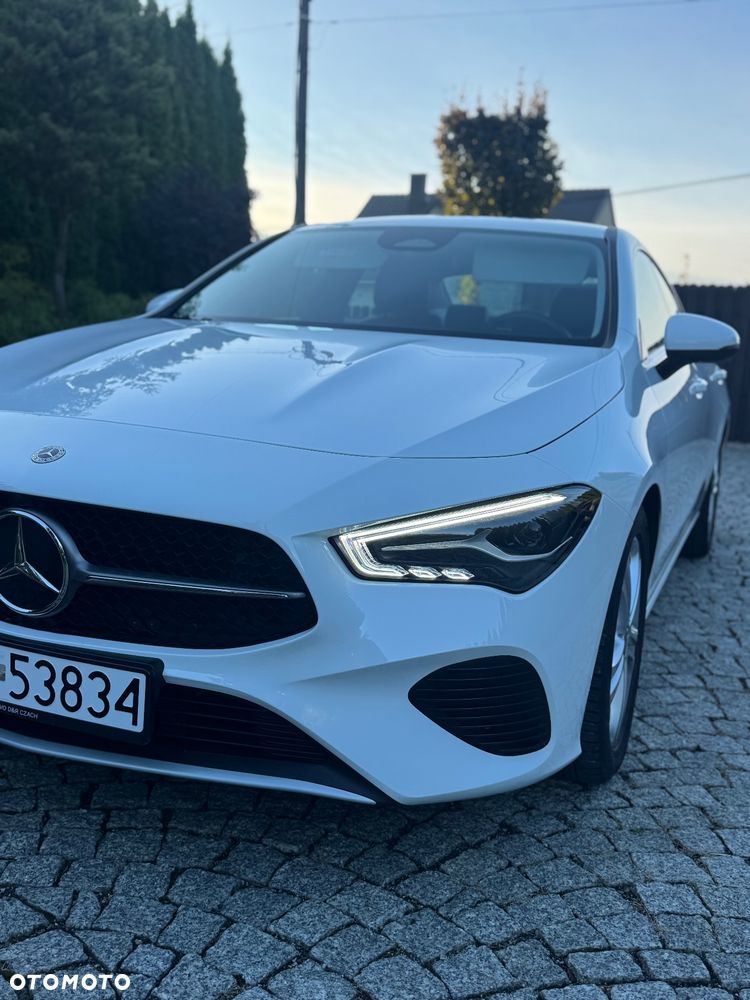 Mercedes-Benz CLA 200 7G-DCT - 10