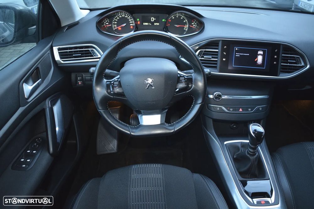 Peugeot 308 SW 1.2 PureTech Allure Full LED - 4