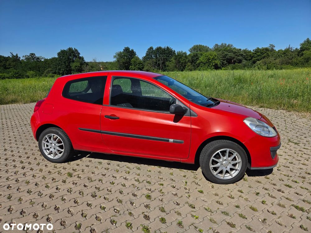 Renault Clio 1.2 16V Dynamique - 4