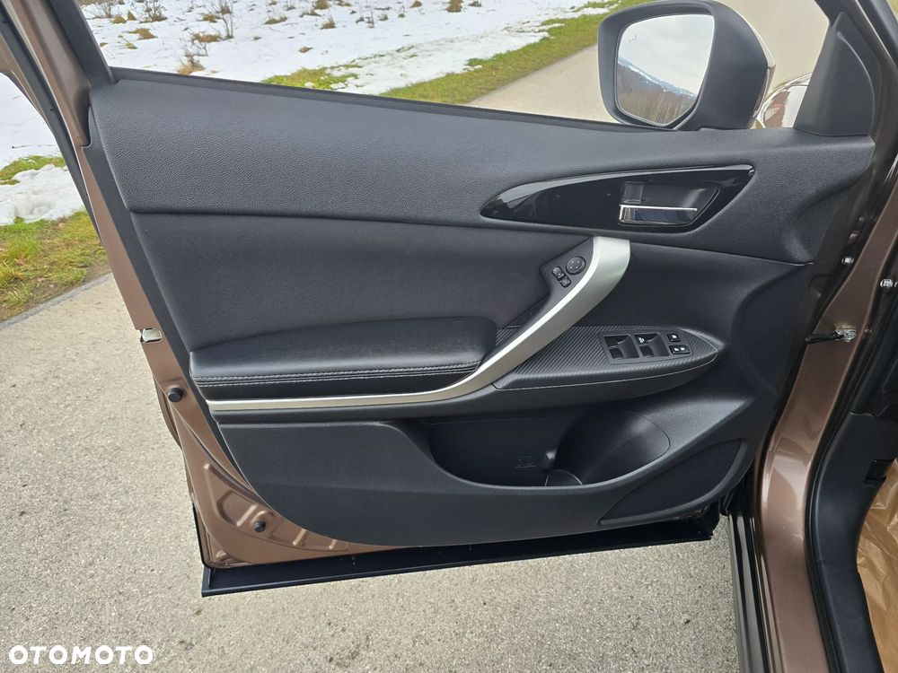 Mitsubishi Eclipse Cross 1.5 T-MIVEC ClearTec CVT 4WD Diamant Edition Plus - 20