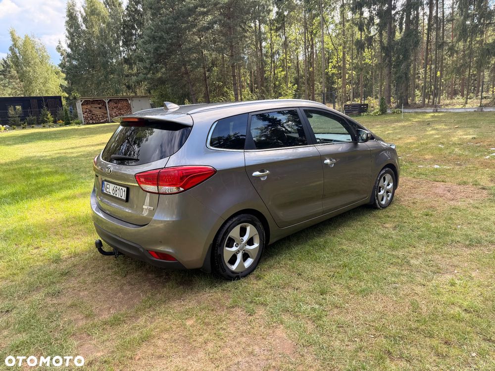Kia Carens 1.7 CRDi L 7os - 3