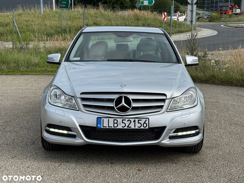 Mercedes-Benz Klasa C 250 7G-TRONIC Avantgarde Edition - 4