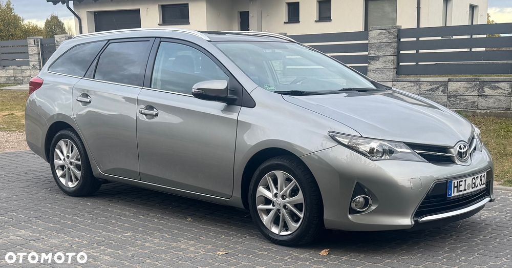 Toyota Auris - 5