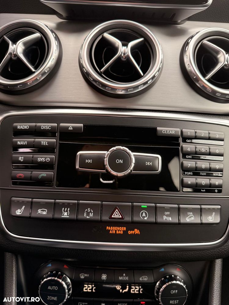 Mercedes-Benz GLA 220 CDI 4MATIC 7G-DCT AMG Line - 16
